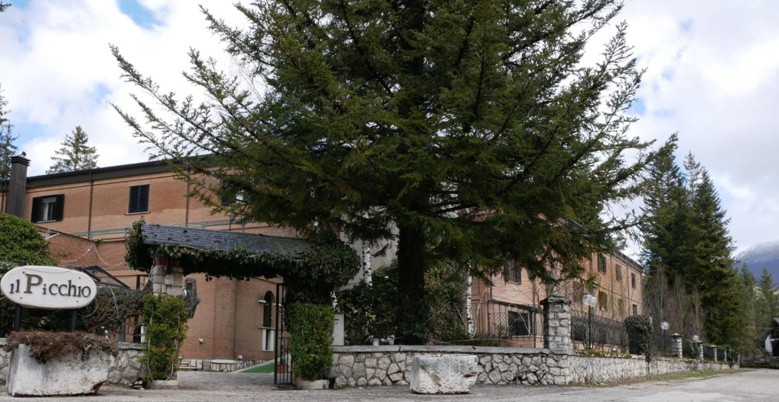Lh Albergo Il Picchio Pescasseroli Extérieur photo