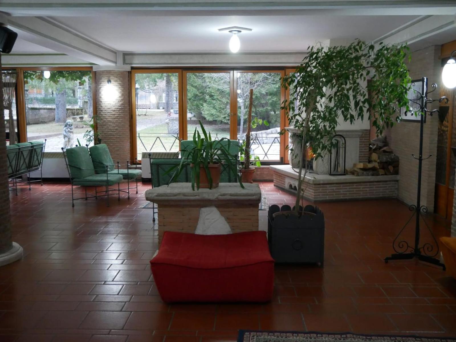 Lh Albergo Il Picchio Pescasseroli Extérieur photo