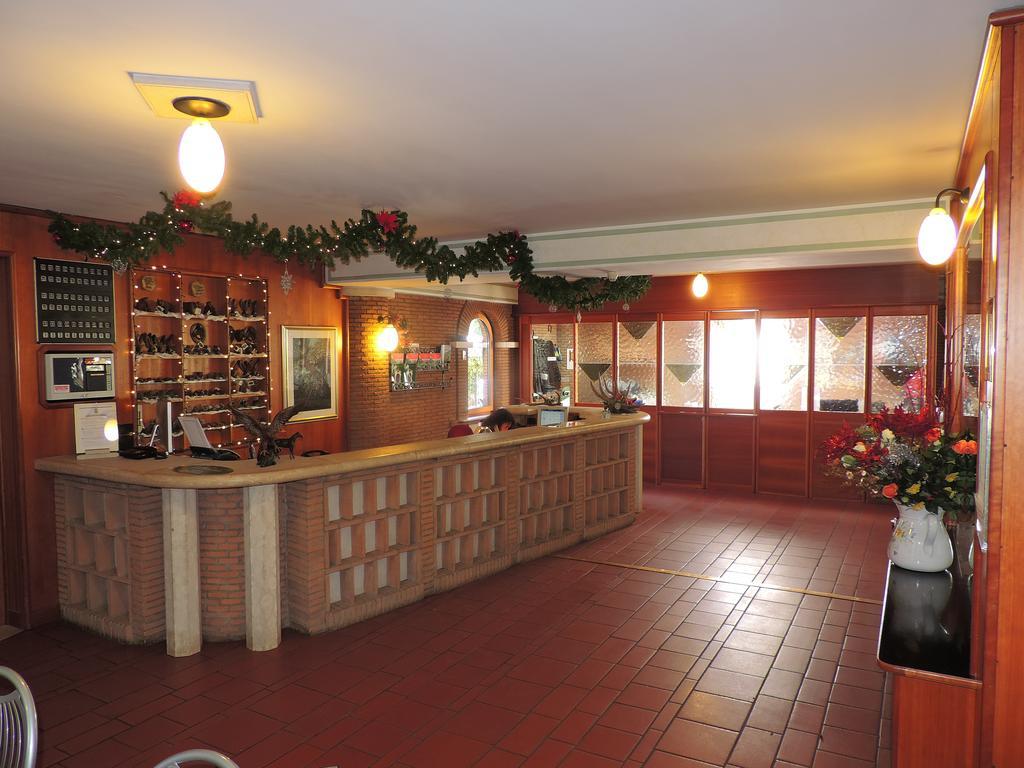 Lh Albergo Il Picchio Pescasseroli Extérieur photo
