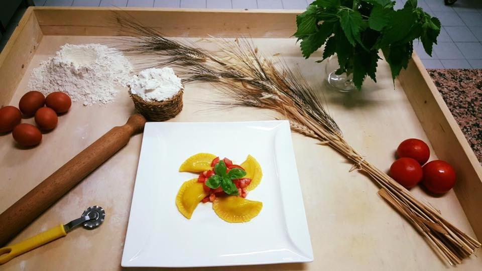 Lh Albergo Il Picchio Pescasseroli Extérieur photo
